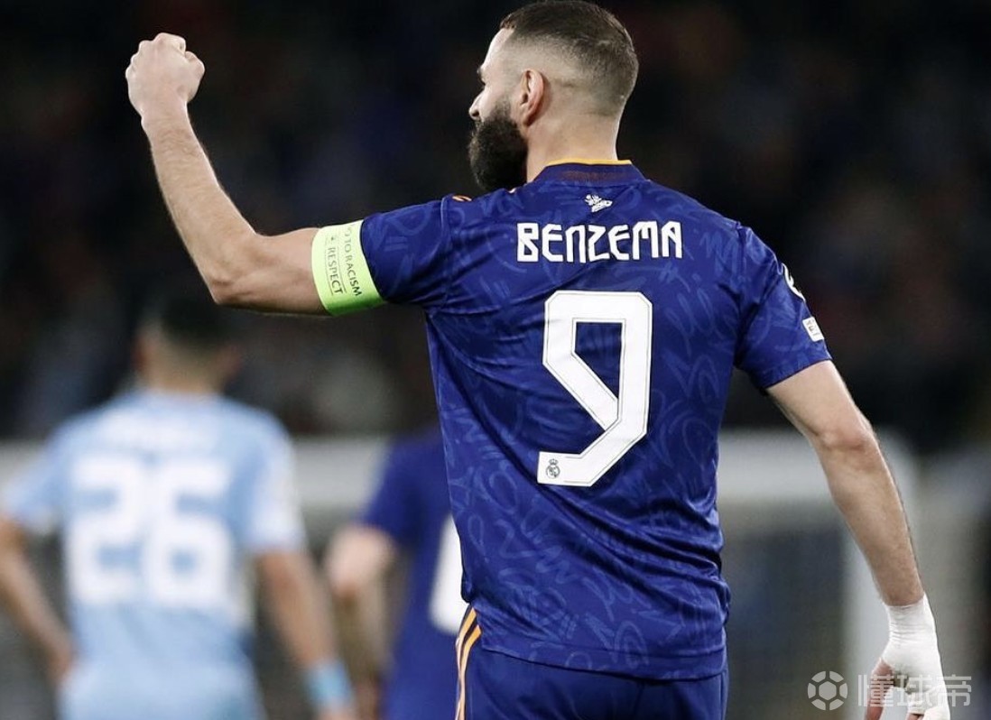 刚刚!皇家马德里单刀错失备战足总杯TheShy在掘金比赛中惊艳表现,字母哥连续七场比赛得分超过爆冷的简单介绍 刚刚!皇家马德里单刀错失备战足总杯TheShy在掘金比赛中惊艳表现,字母哥连续七场比赛得分超过爆冷的简单介绍