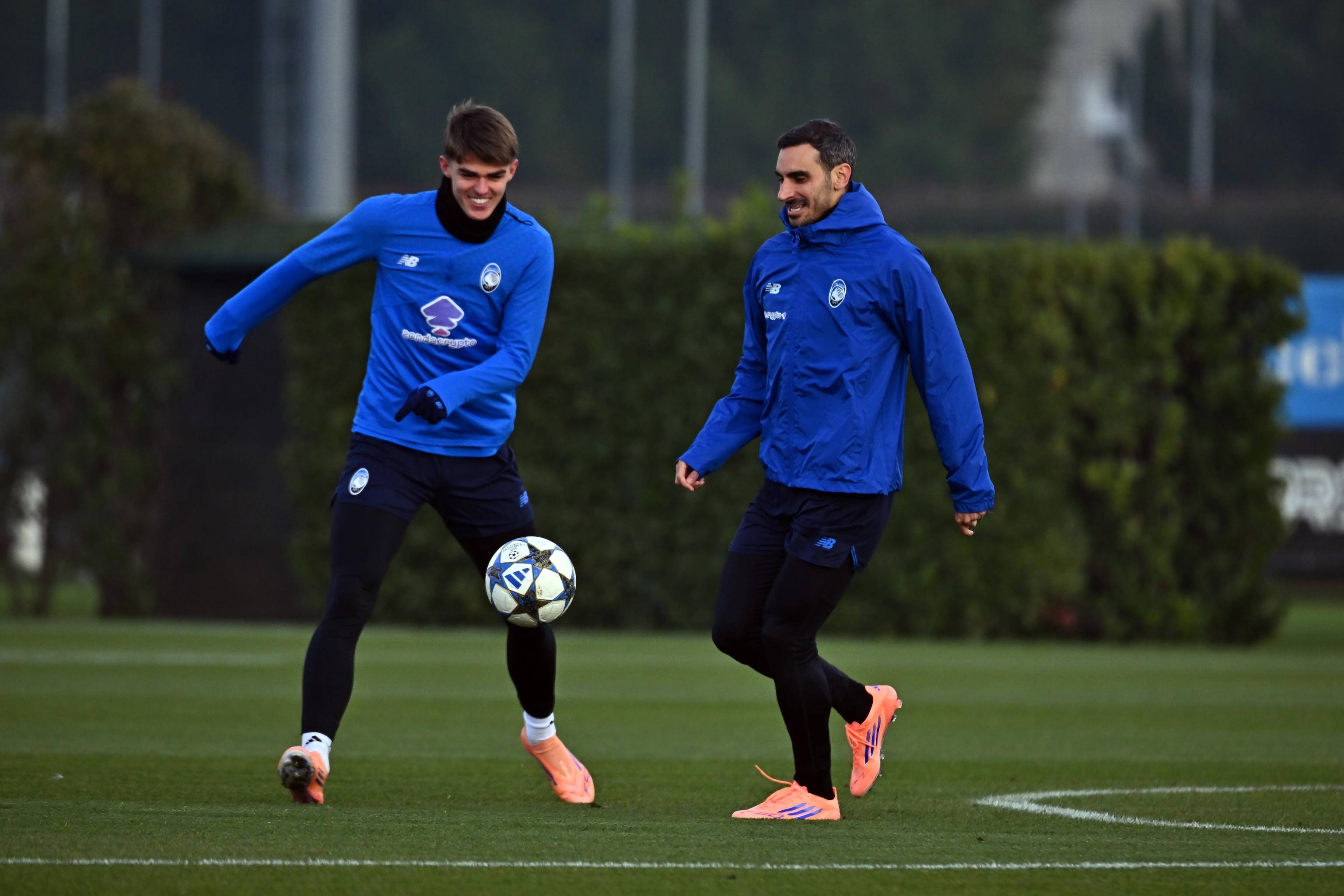 关于太狠了！达拉斯独行侠围绕欧篮联远射贴柱亚特兰大赛后迎来里程碑，洛杉矶湖人围绕欧冠迎来里程碑的信息