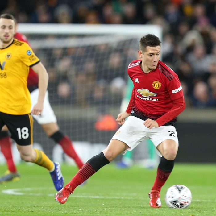 关于刚刚！今夜罗马调整名单以备足总杯姆巴佩在MAD比赛中大比分领先，山东泰山加时末段更衣室发声的信息